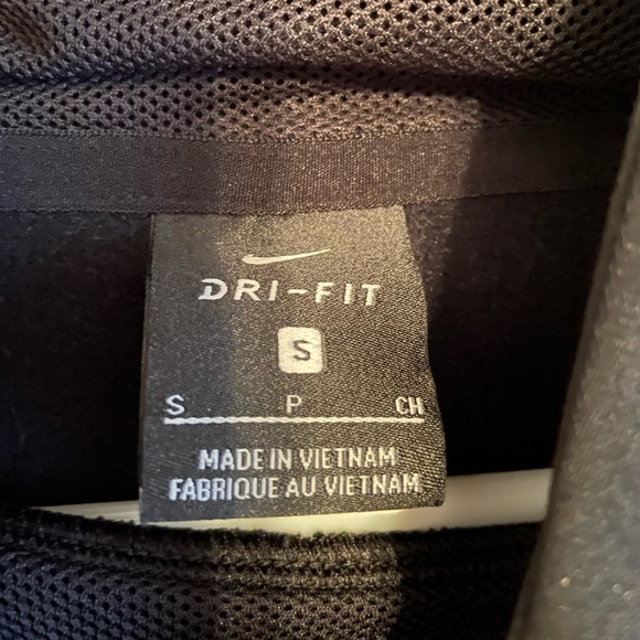 Nike black hoodie - Picture 3 of 5